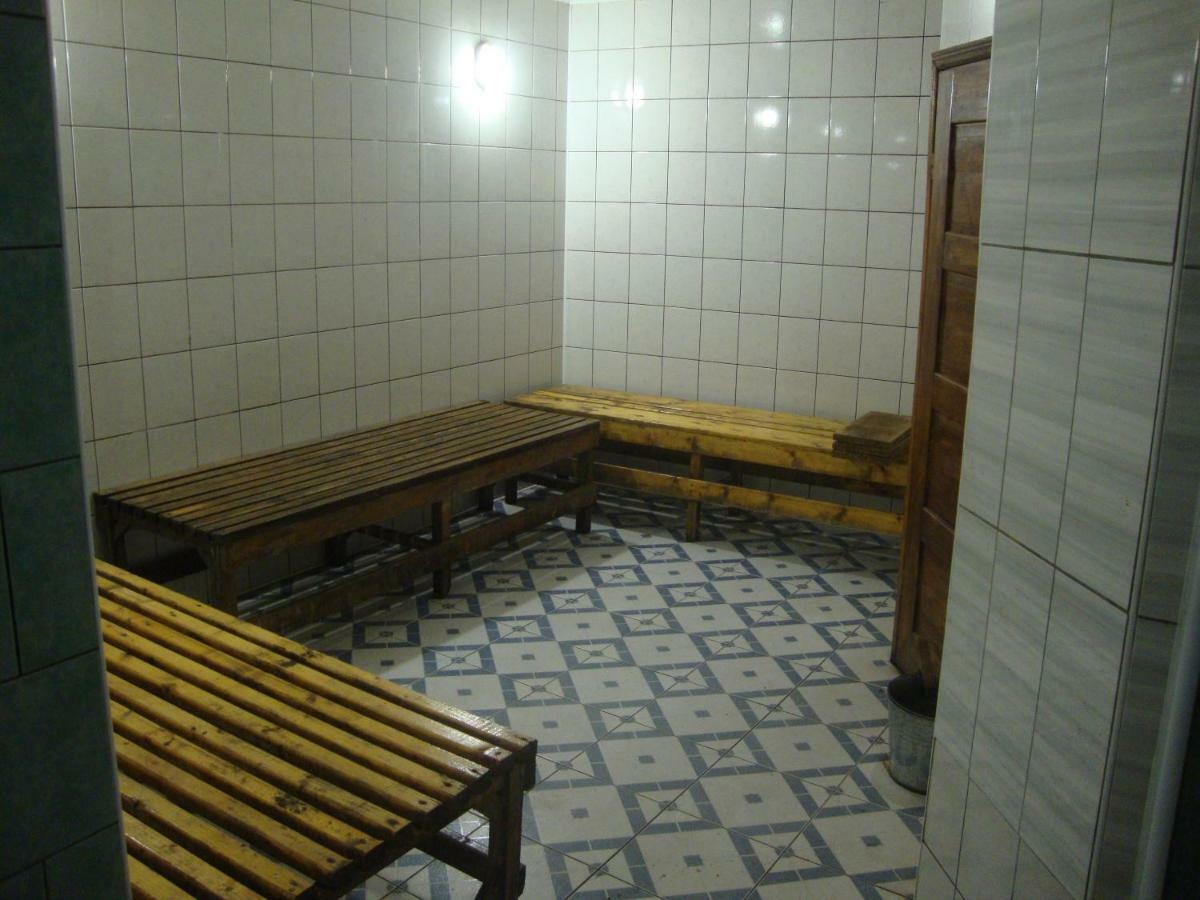 Domik S Saunoy Na Ogiyenko Daire Kamyanets-Podilski Dış mekan fotoğraf